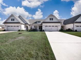 408 Ripple Lake Dr, Huntsville, AL 35824