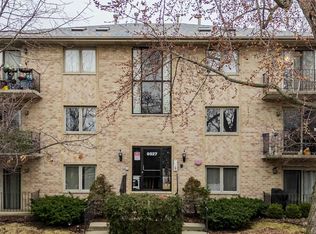 9527 S 54th Ave APT 2B, Oak Lawn, IL 60453