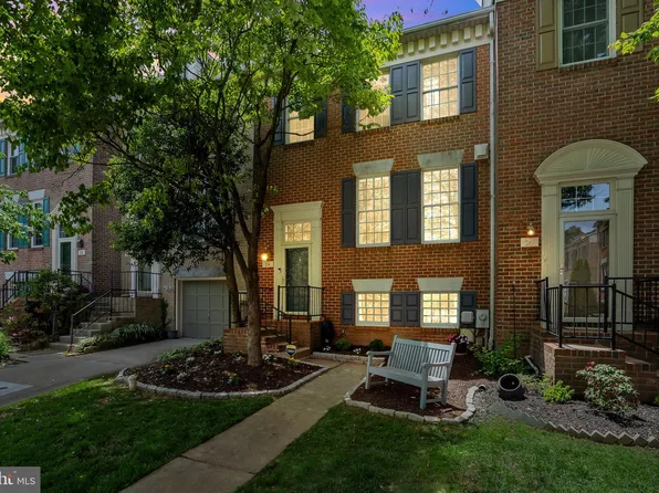 24 Alderman Ct, Lutherville Timonium, MD 21093