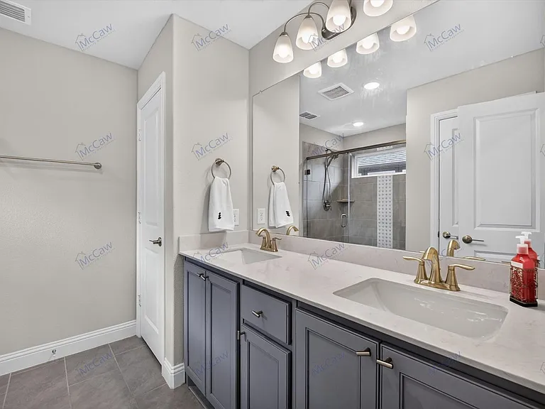 159 Bryant Ln — Photo 13
