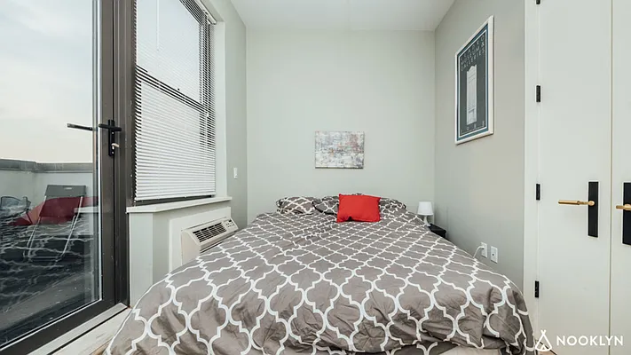 Rented by Nooklyn NYC LLC | media 17