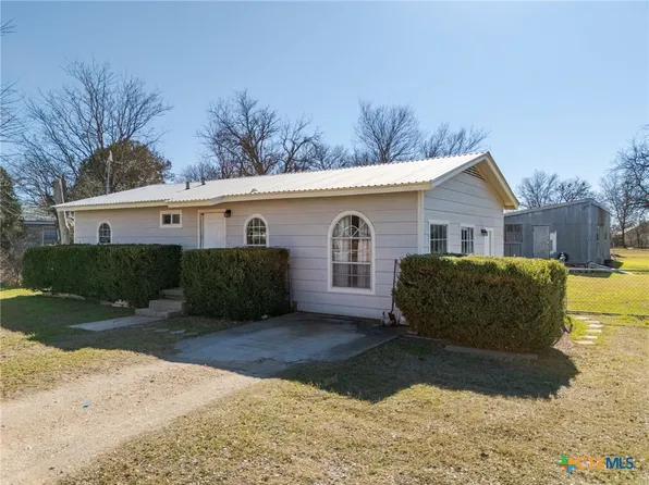 240 Orchard St, Kempner, TX 76539