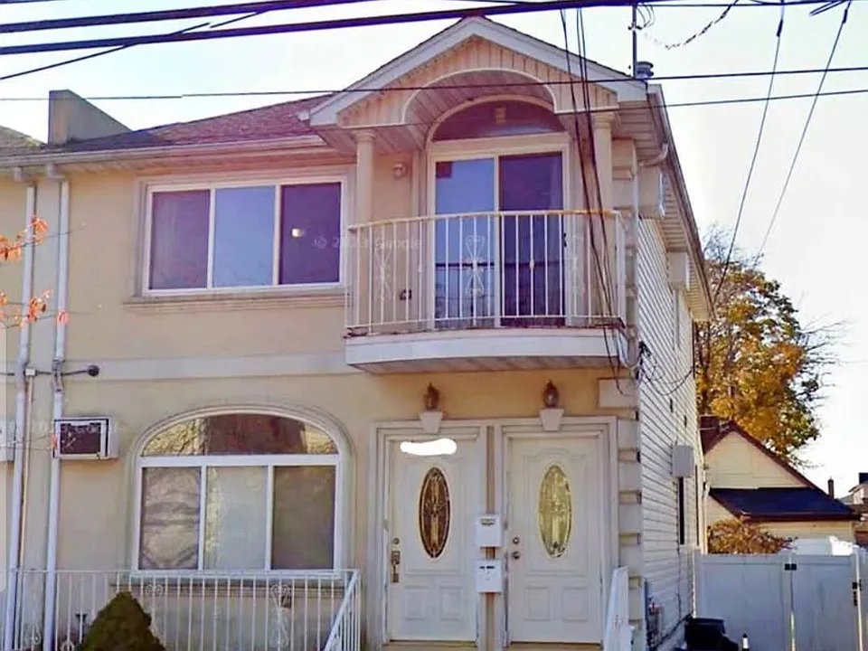 144th Ave