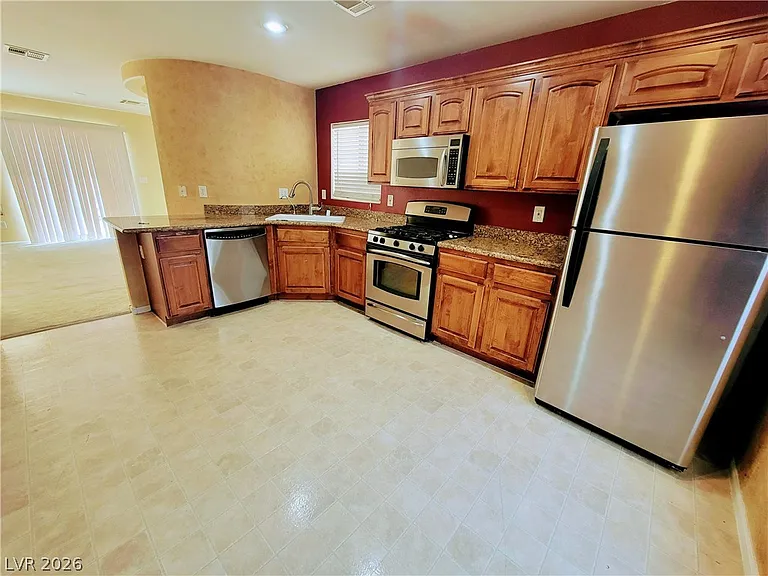 5057 W Eldorado Ln — Photo 3