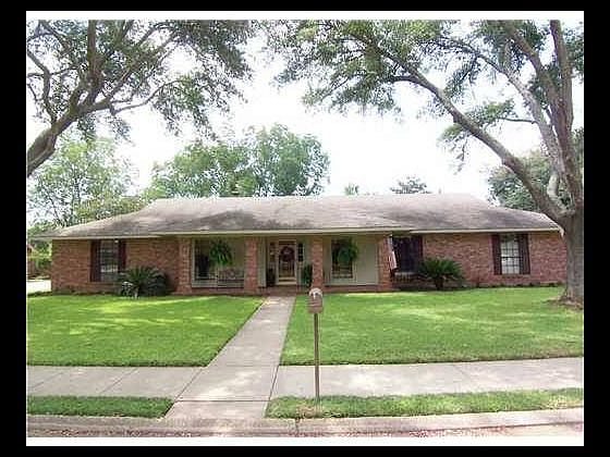 1st image of 4020 Huntwick Blvd