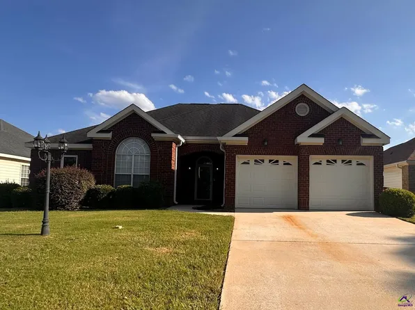107 Cottage Ct, Centerville, GA 31028