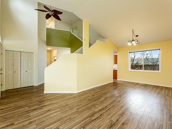 5th image of 2915 N Fieldstone Way