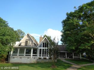 2120 Poplar Rd, Baltimore, MD 21221