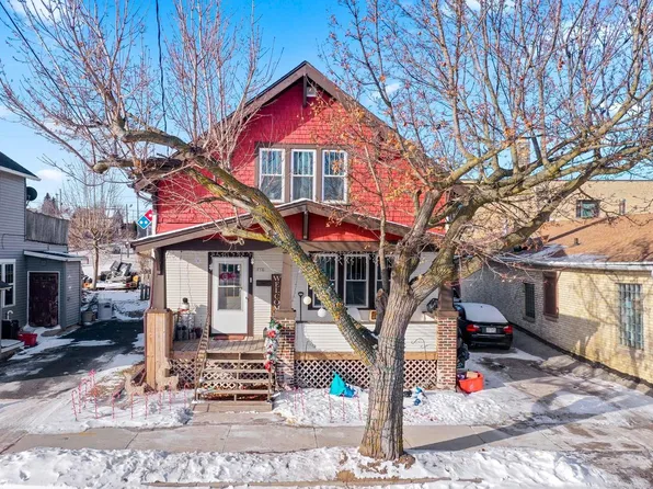 938 South 18th STREET, Manitowoc, WI 54220