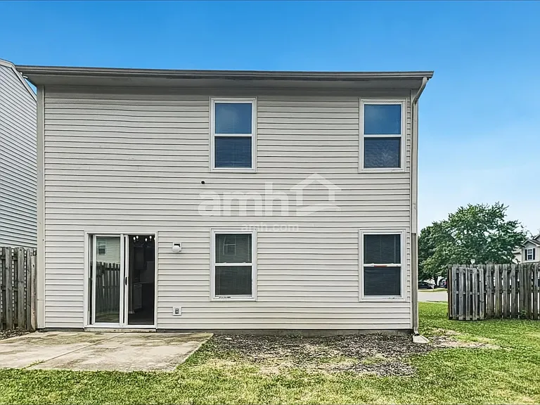 10240 Draycott Ave — Photo 16