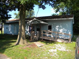 519 N 27th St, Herrin, IL 62948