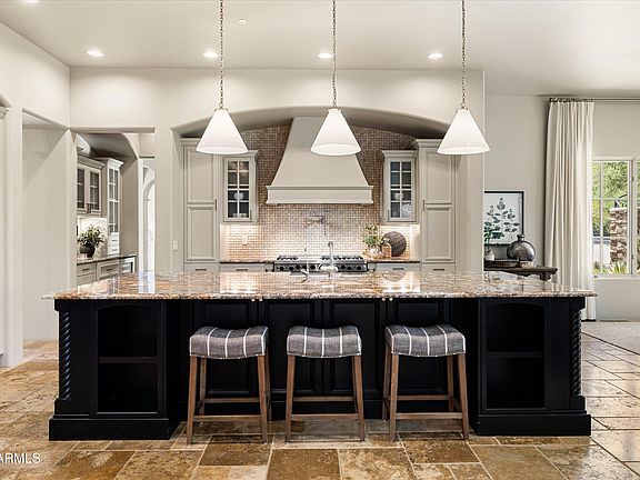 4th image of 10725 E GREYTHORN Drive