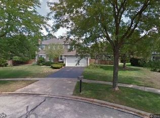 1550 Tartans Ct, West Dundee, IL 60118