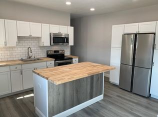 114 Edgington Ln APT 3, Wheeling, WV