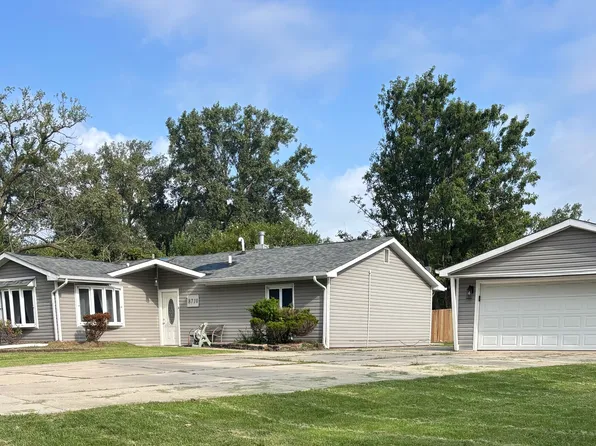 8710 W 163rd St, Orland Park, IL 60462
