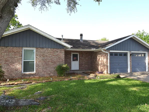 1333 Runneburg Rd, Crosby, TX 77532