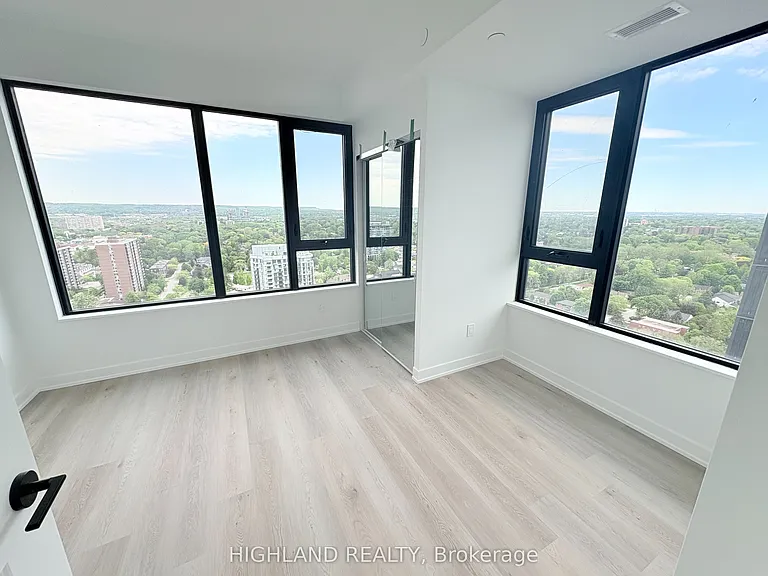 2075 Lakeshore Rd #2402 — Photo 8