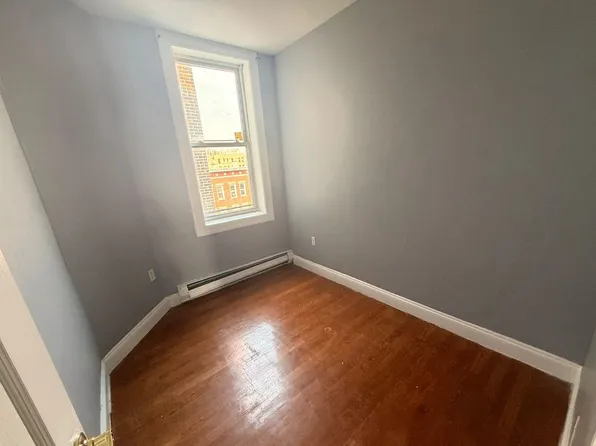 305 49th St #14A, Union City, NJ 07087