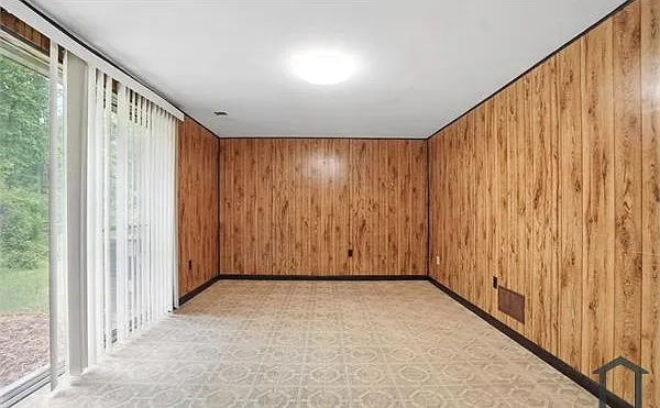 9230 Woodcreek Ct — Photo 19