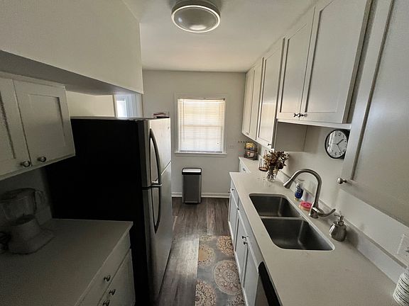 4th image of 104 E Scranton Ave #18114622