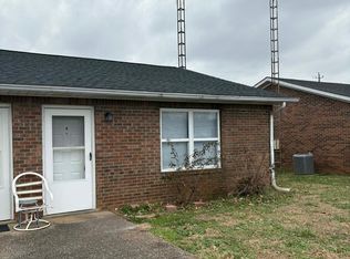 1301 Kenilwood Way #D, Bowling Green, KY 42104