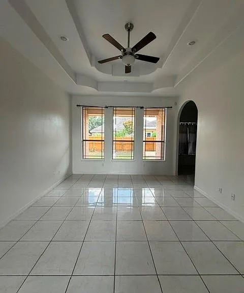 1104 Sundown Cir — Photo 10