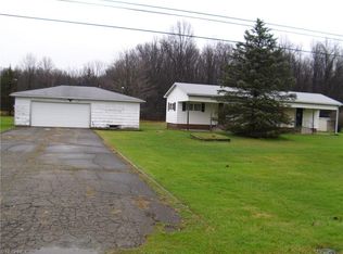 459 Housel Craft Rd, Cortland, OH 44410