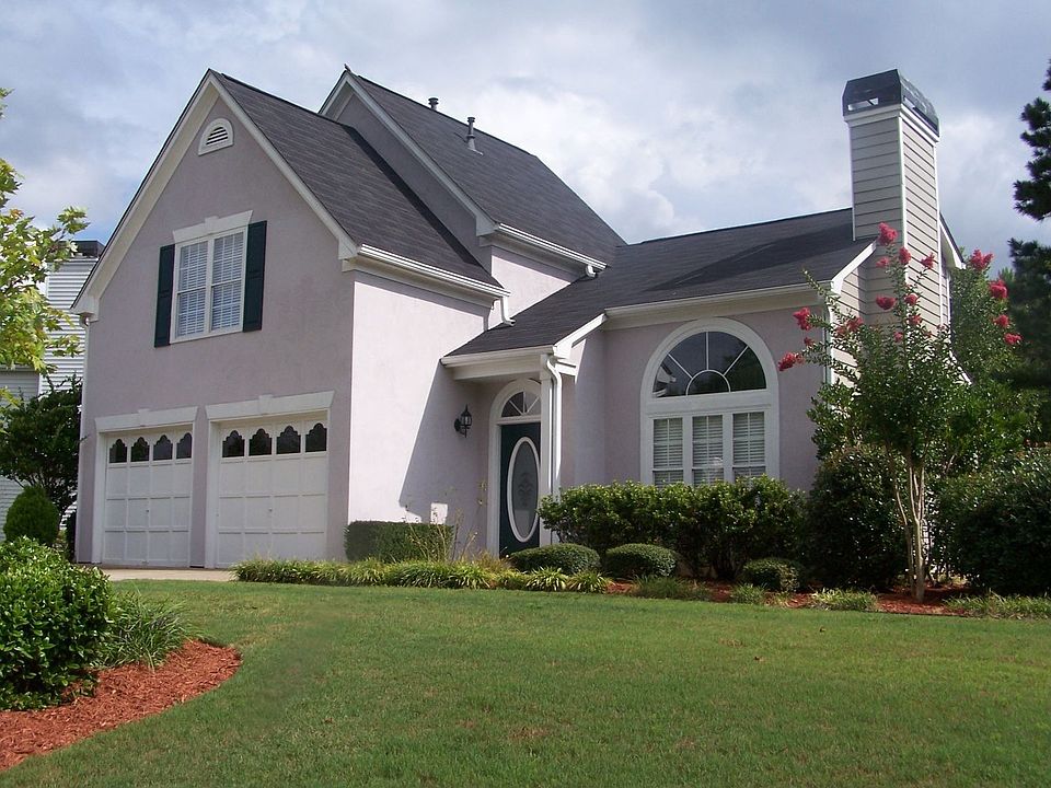 Great curb appeal
