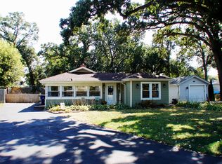 33143 N Valley View Dr, Grayslake, IL 60030