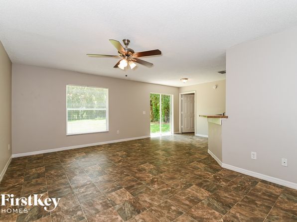 375 Calhoun St, Labelle, FL 33935