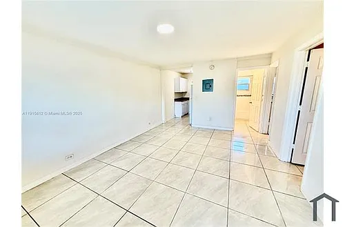 2571 NW 13th Ct Photo 1