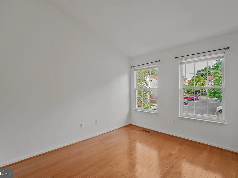 14844 Edman Cir — Photo 29