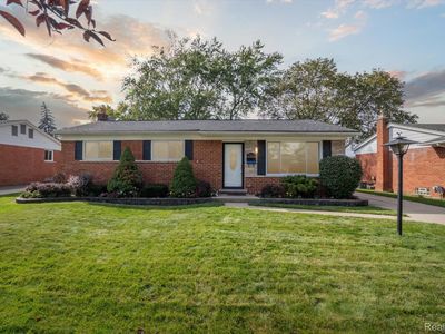 2063 Stratford Dr, Troy, MI, 48083