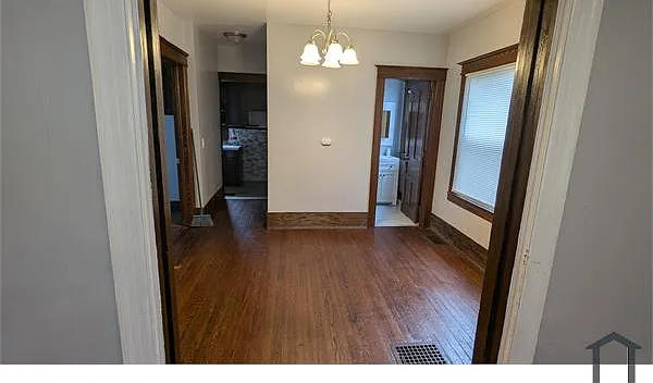 581 Grand Ave #1