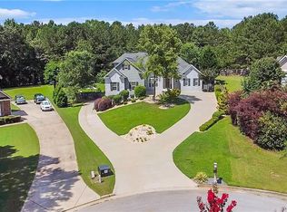 10 Roy Cir, Dallas, GA 30157