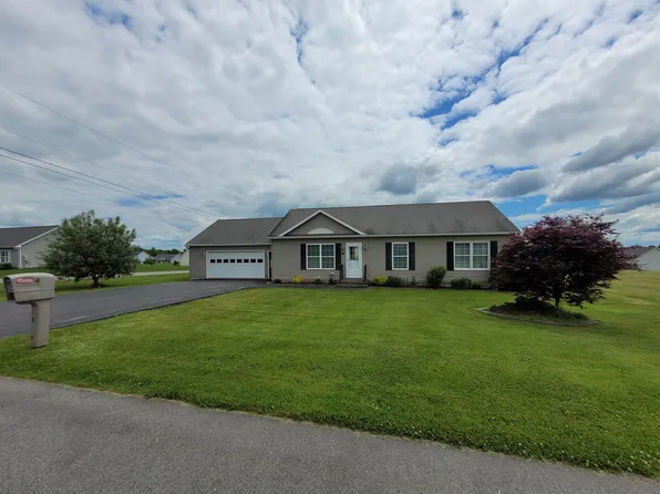 4 Fieldstone Drive, Waterville, ME 04901