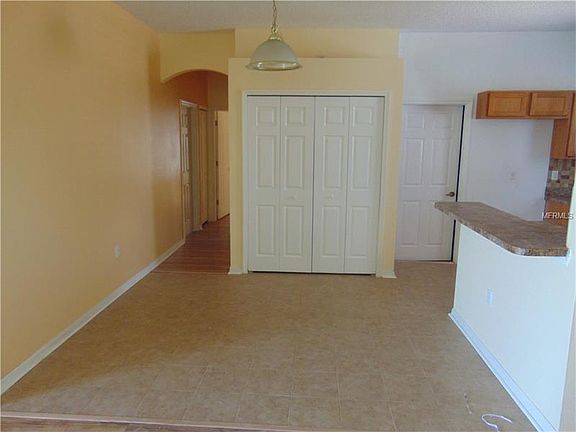 5th image of 306 E Idlewild Ave
