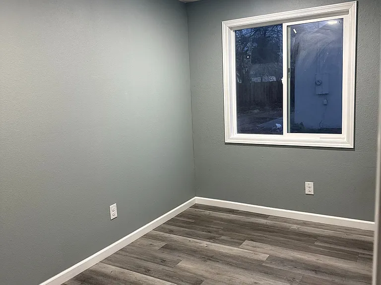 5250 Lindhurst Ave #1 — Photo 8
