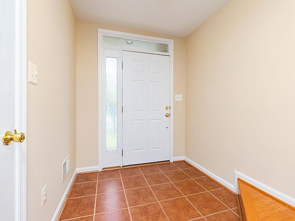 3rd image of 8112 Dove Cottage Ct
