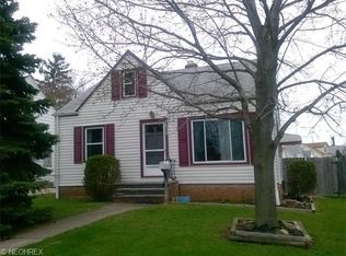 4302 Woodway Rd, Parma, OH 44134