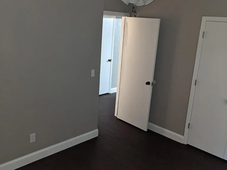 205 Fox Run Pl — Photo 6