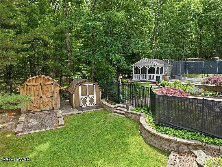 1075 Acacia Dr — Photo 83