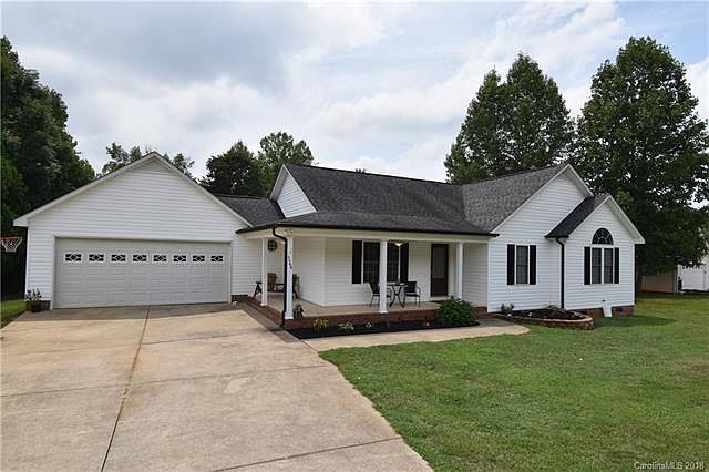 1st image of 3466 Leaning Pine Dr