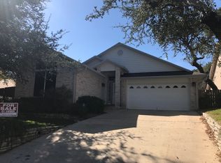 221 Los Cedros Loop, Kerrville, TX 78028