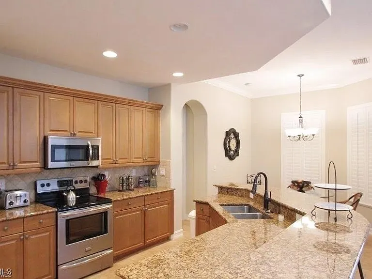 20091 Palermo Lake Ct — Photo 10