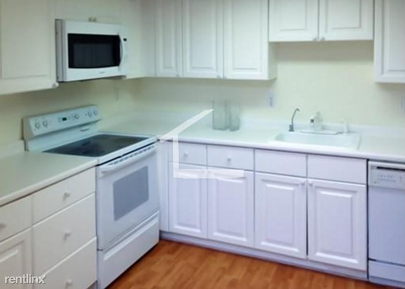 60 Glen Rd. #T-4 Brookline Unit Photo 2