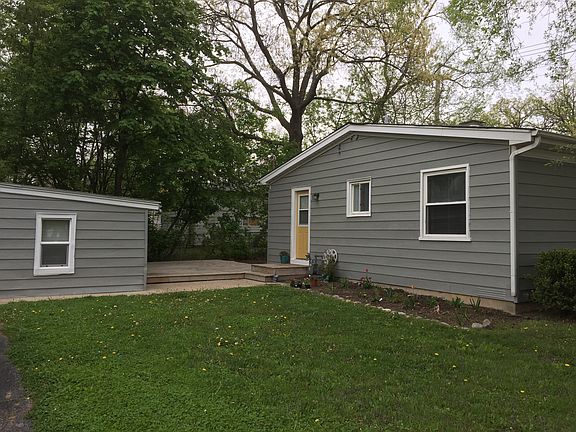 2nd image of 408 S Lake St