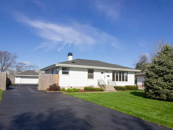 813 Sheila Dr, Joliet, IL 60435