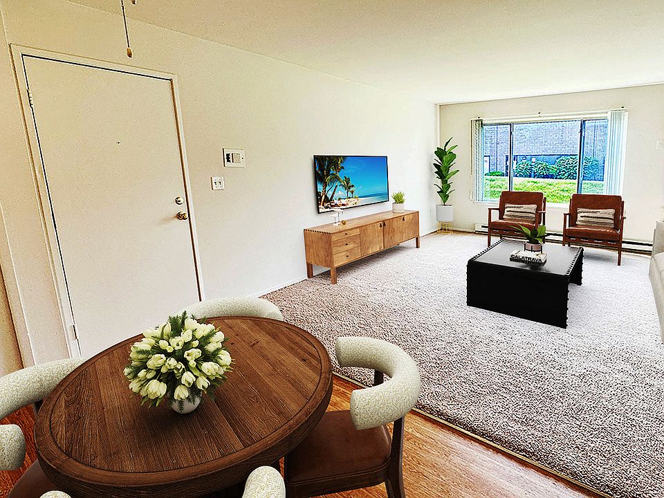 Light loving living area, walk-in closets, upscale renovations throughout.