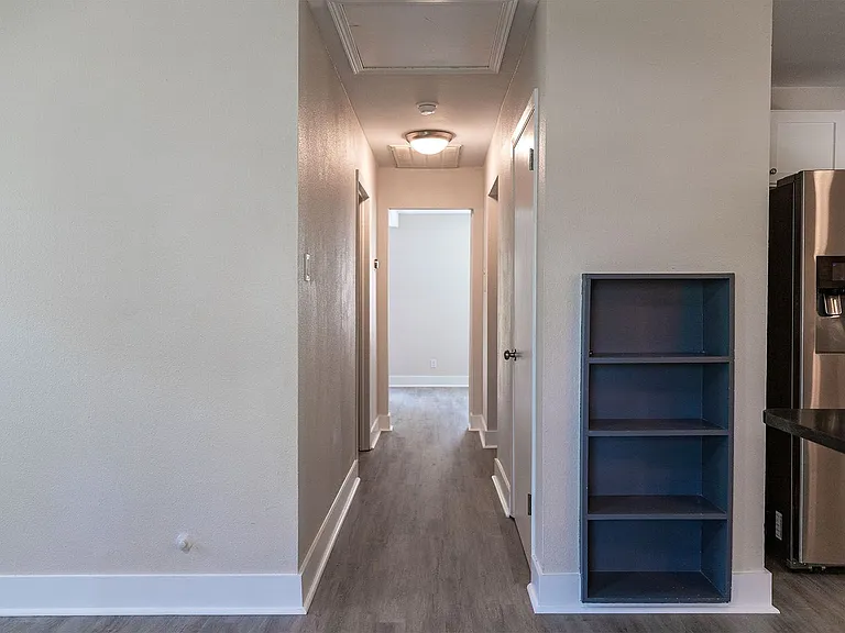 1507 Grayford Dr — Photo 7